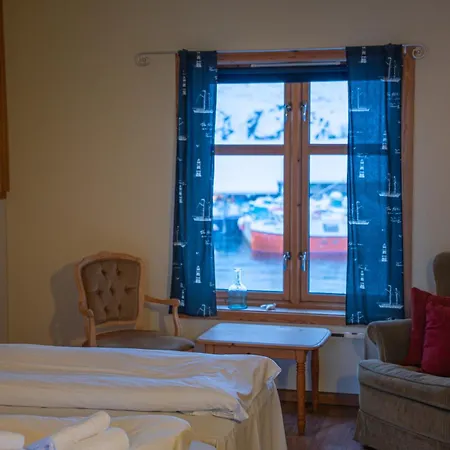 Hotel Arran Nordkapp 2*