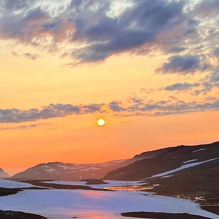 Arran Nordkapp מלון 2*